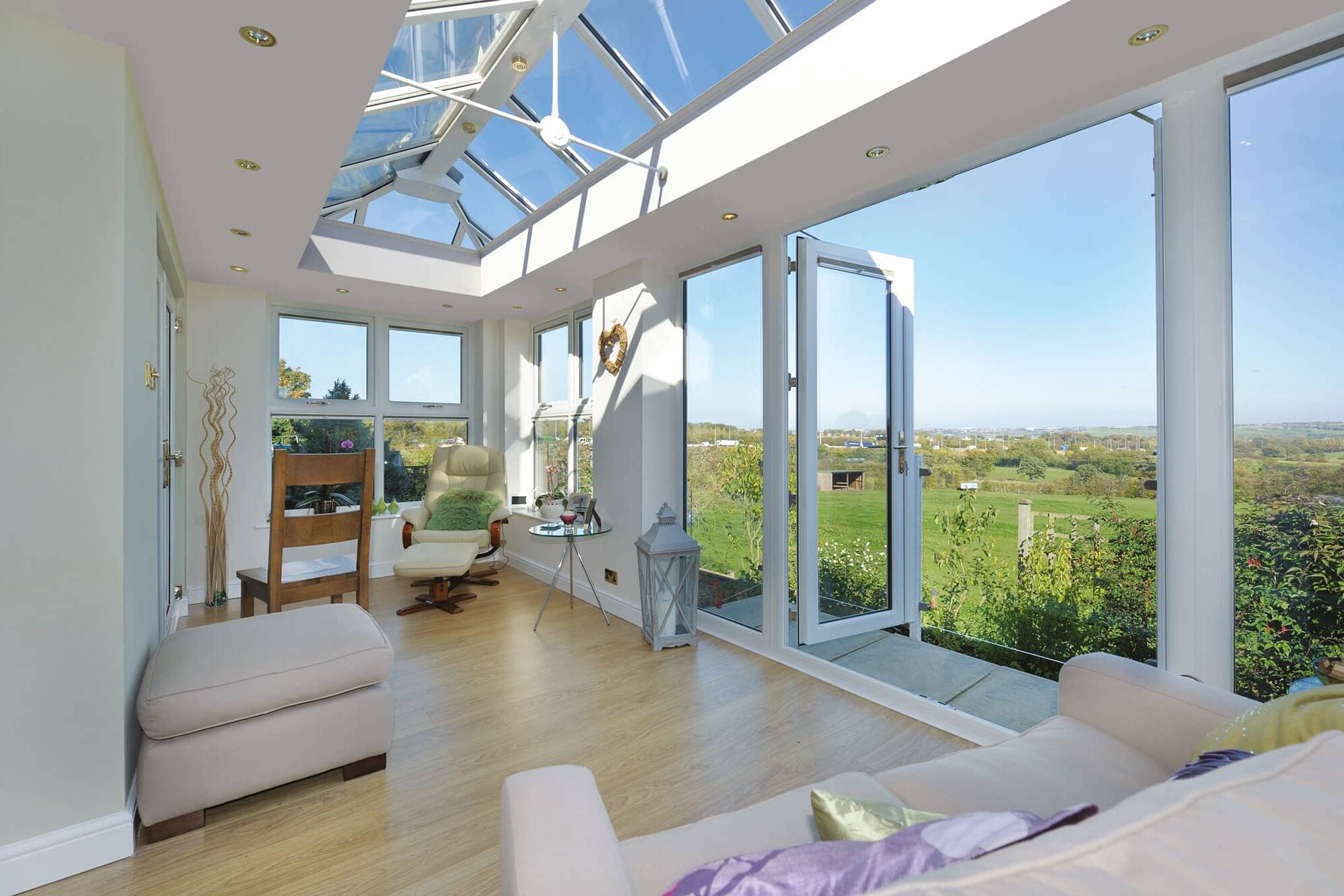 ultraframe insulated pelmet 5 lr-01